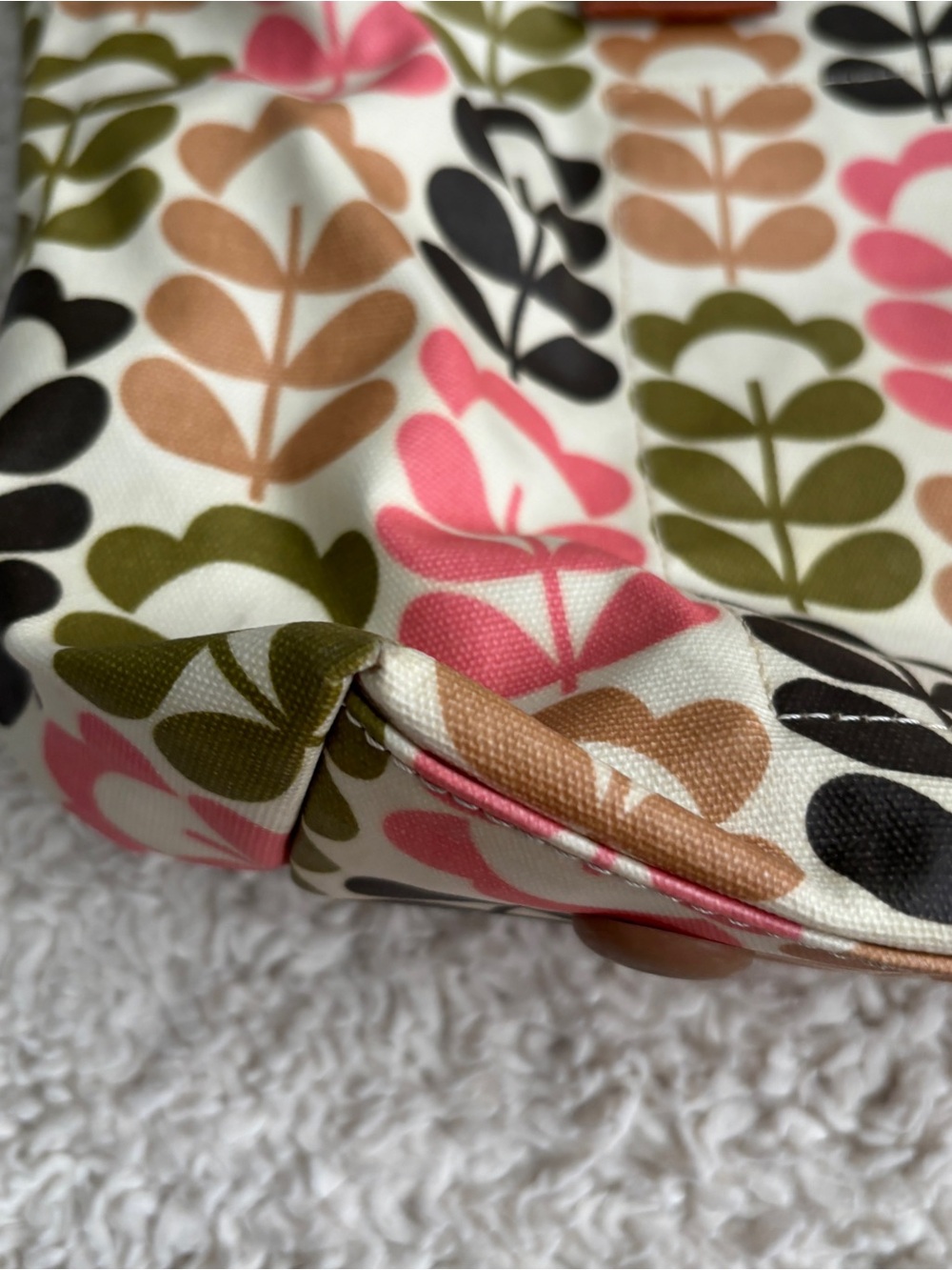Orla Kiely Multicolor Stem-Print Tote with Matching Waller - Picture 9 of 16